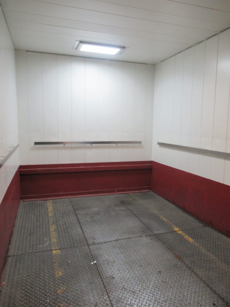 Sheridan Lifts Manchester Arena