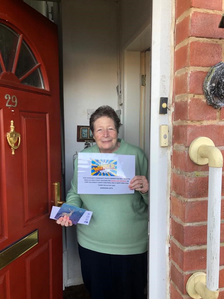 maureen wins rochdale raffle 